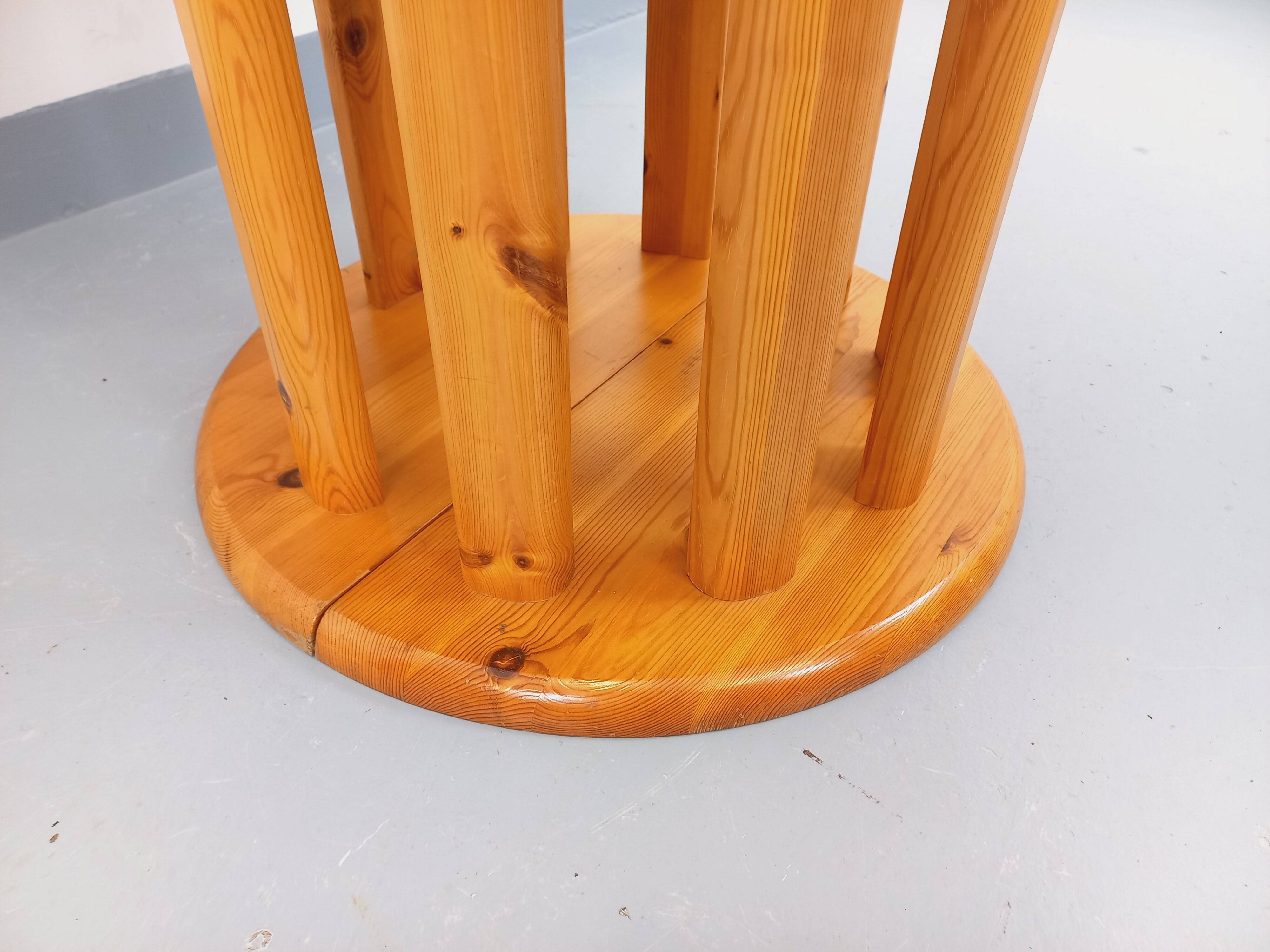 Vintage Scandinavian round dining table Rainer Daumiller in pine.