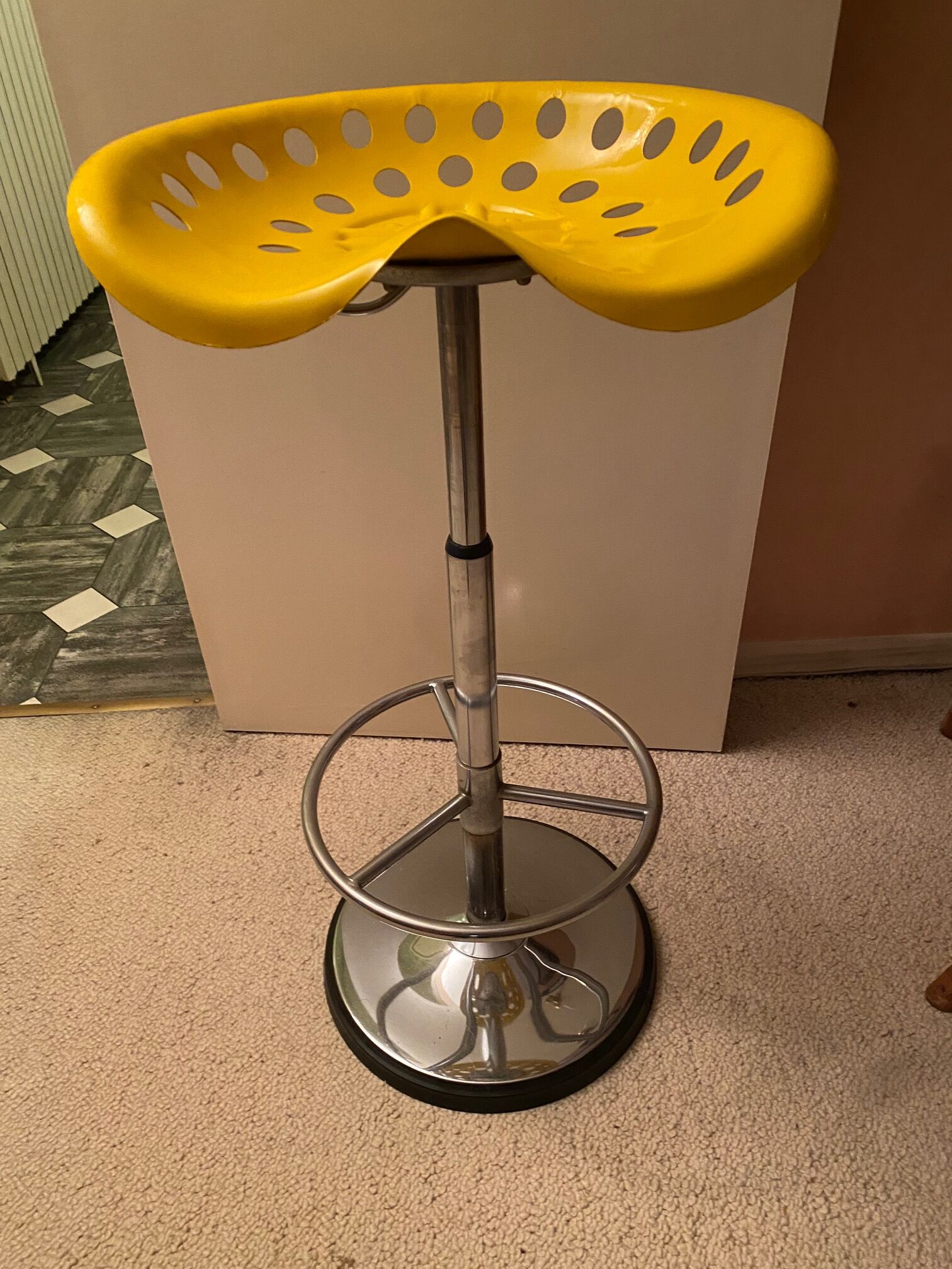 Telescopic bar taboo mirima