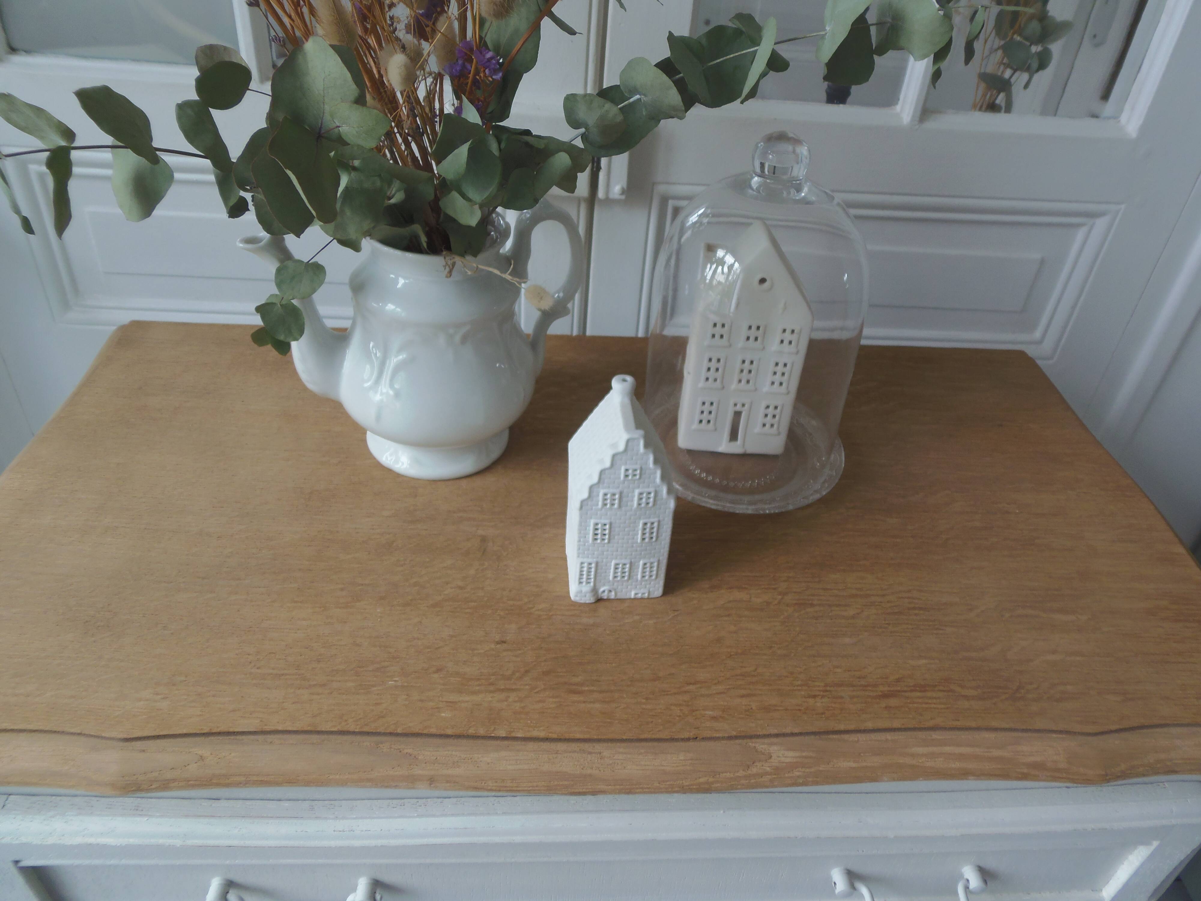 Vintage chest of drawers with pearl gray patina and waxed finish, 3 drawers, wooden top.