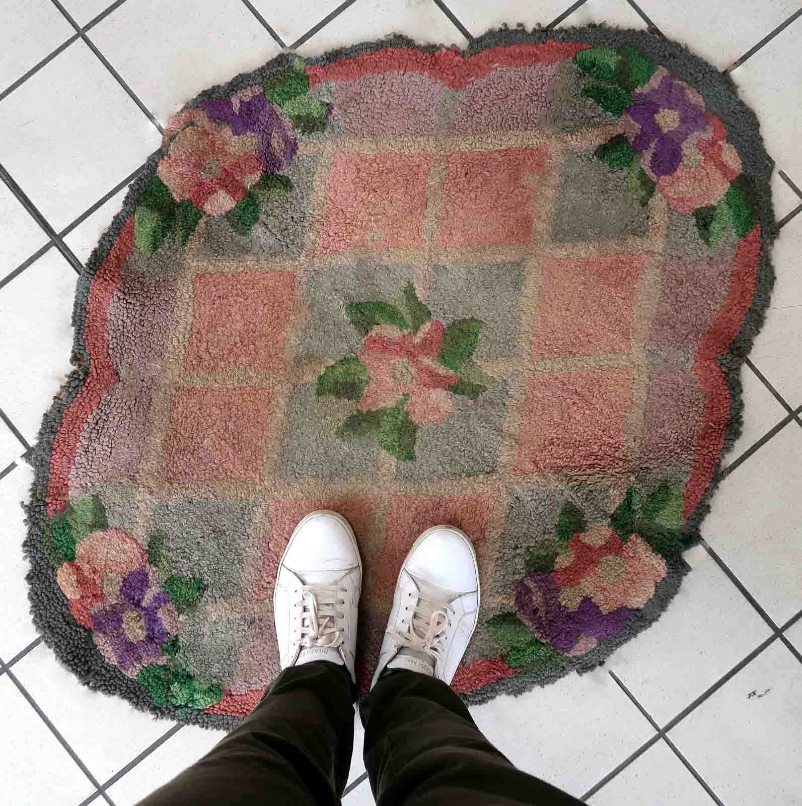 Handmade American vintage rug 90cm x 115cm 1960s