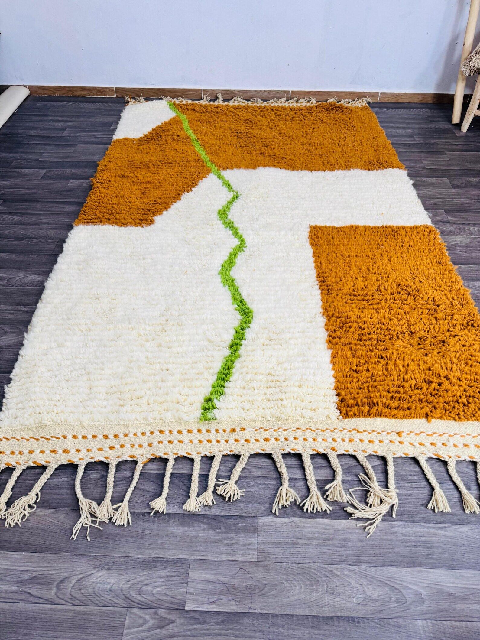 Handmade Berber rug in wool 150/250m