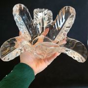 Vannes le Chatel coupe vide poche en cristal forme végétale années 50 - 60