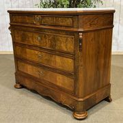 Commode Napoléon III en noyer, sapin et marbre blanc du 19ème siècle