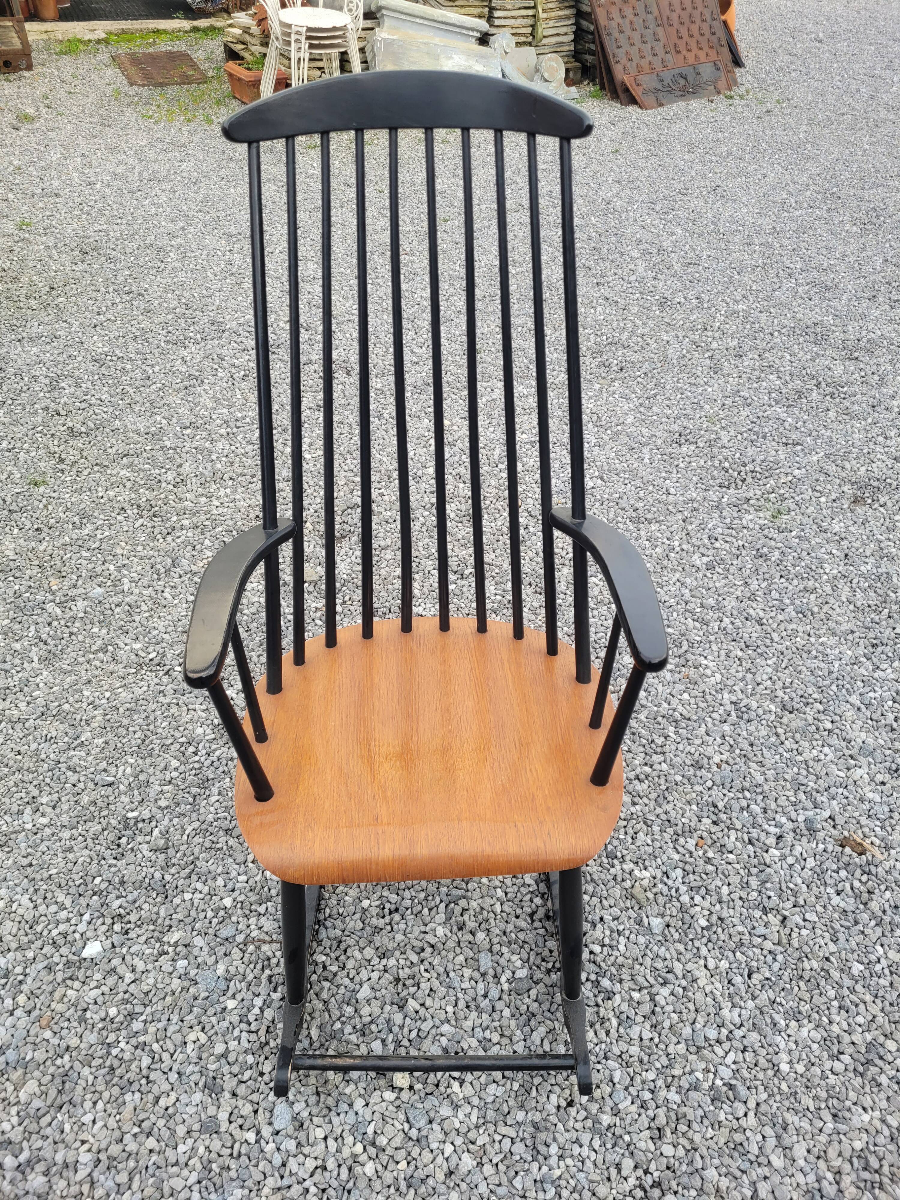 Vintage 70s rocking chair