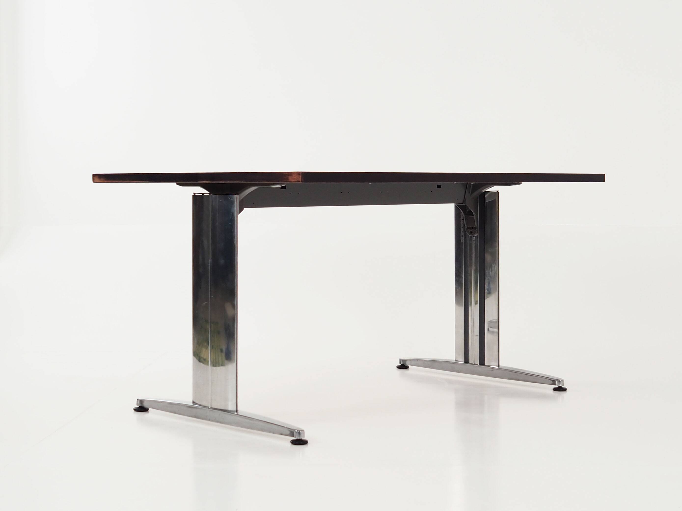 Bureau en palissandre, années 1970, design danois, production : Danemark