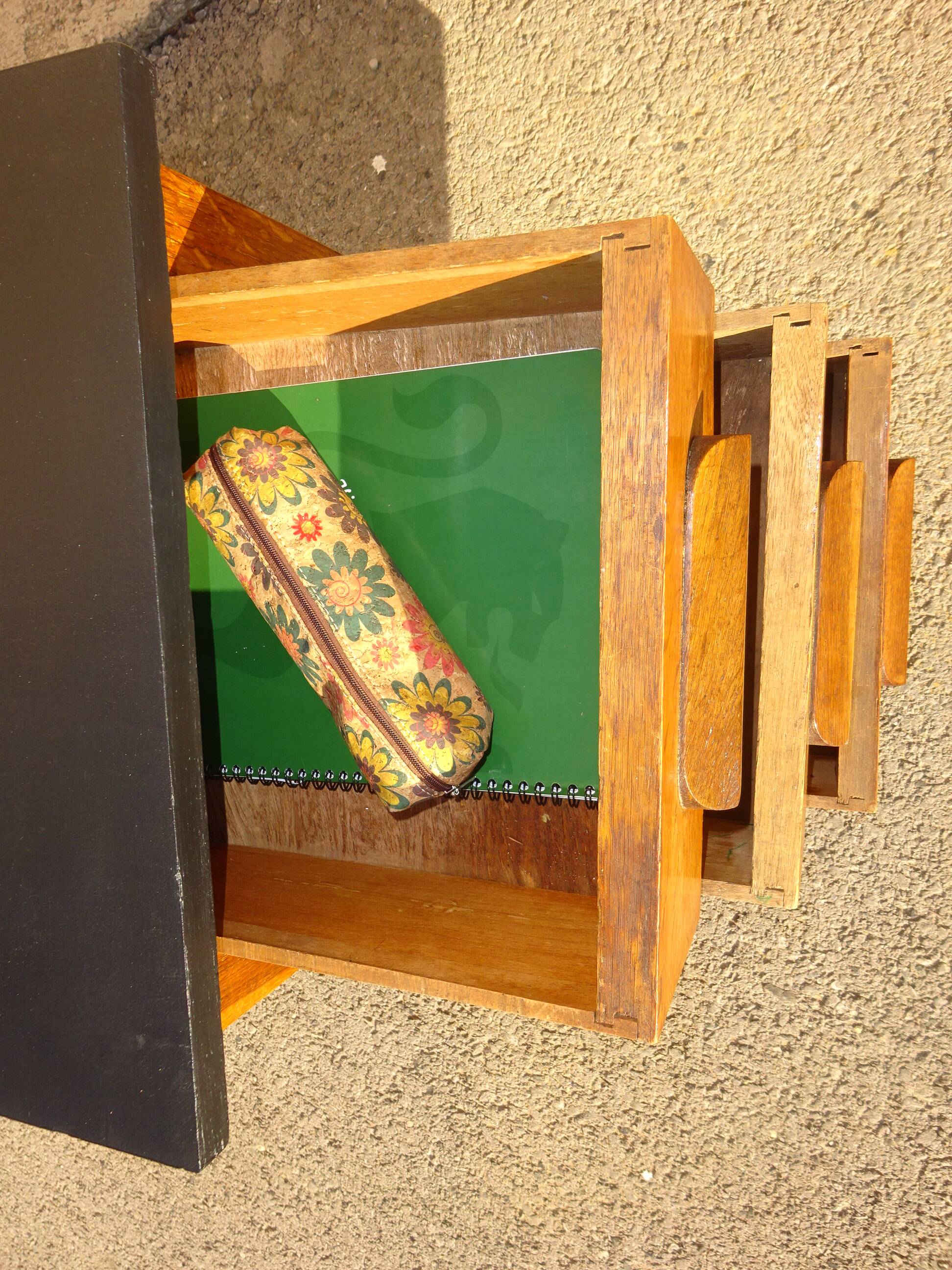 Office furniture, 3 oak drawers