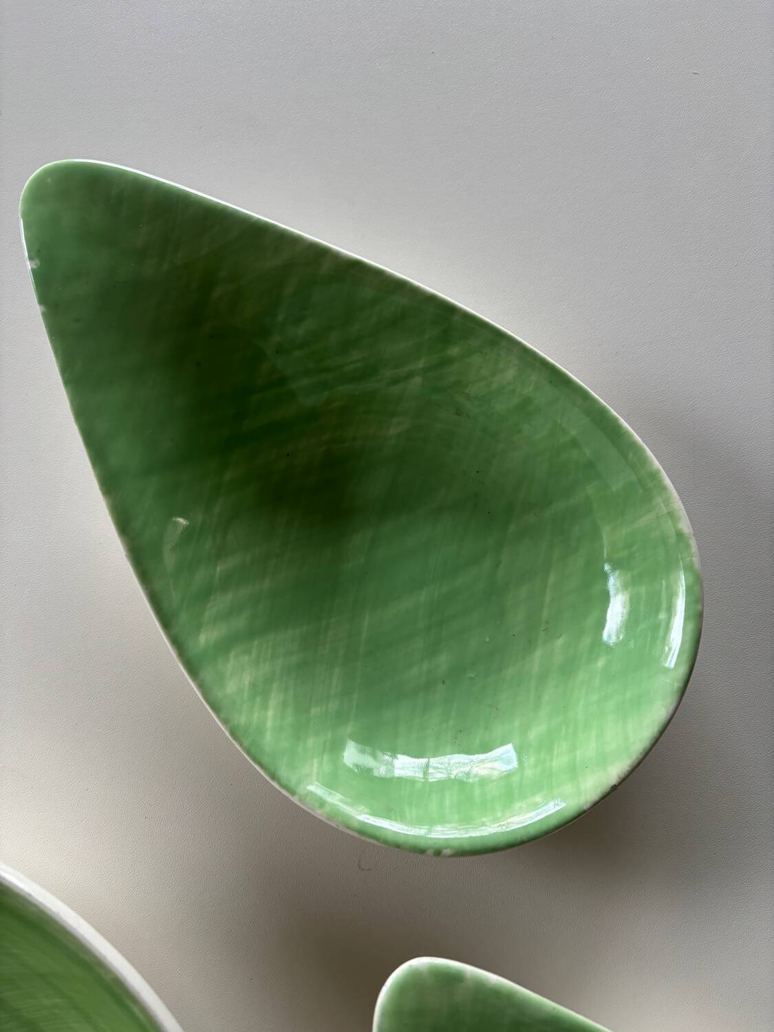 Salins earthenware dishes, Mistral pattern