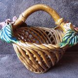 Small barbotine basket