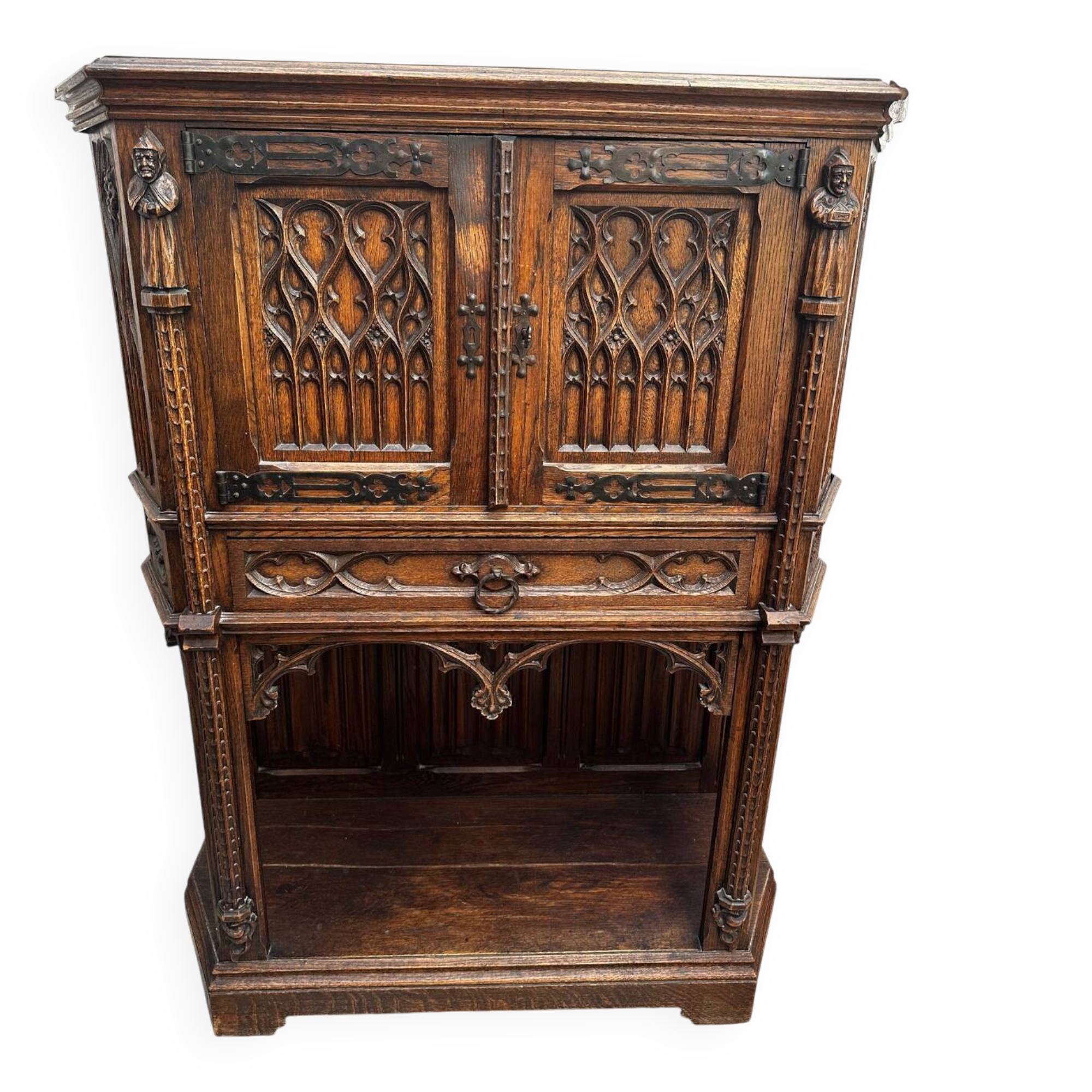 Gothic oak buffet cabinet - 19th century
