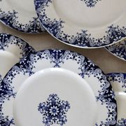 6 antique flat plates, Bordeaux (Jules Vieillard) and Longwy earthenware