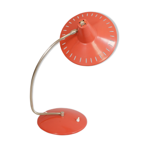 Lampe en métal ajouré de jjm