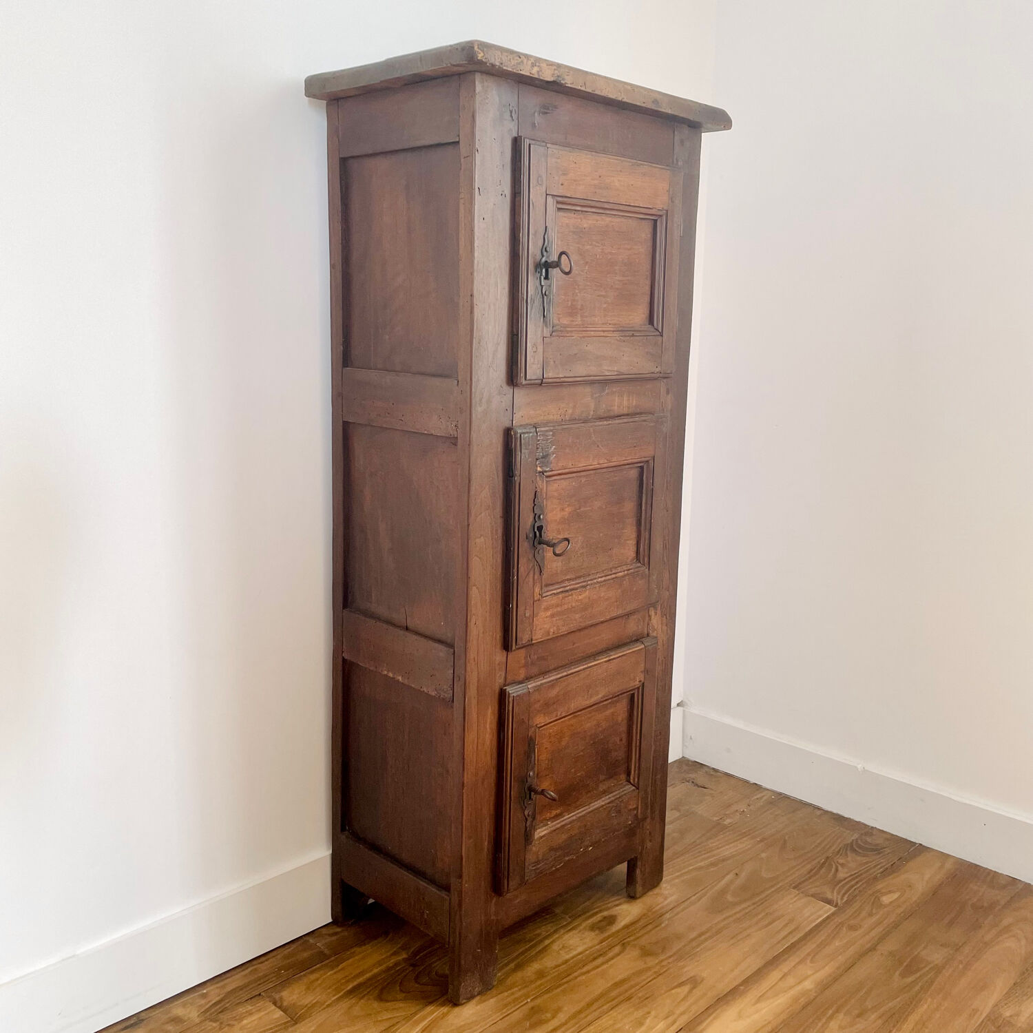 Antique locker cabinet
