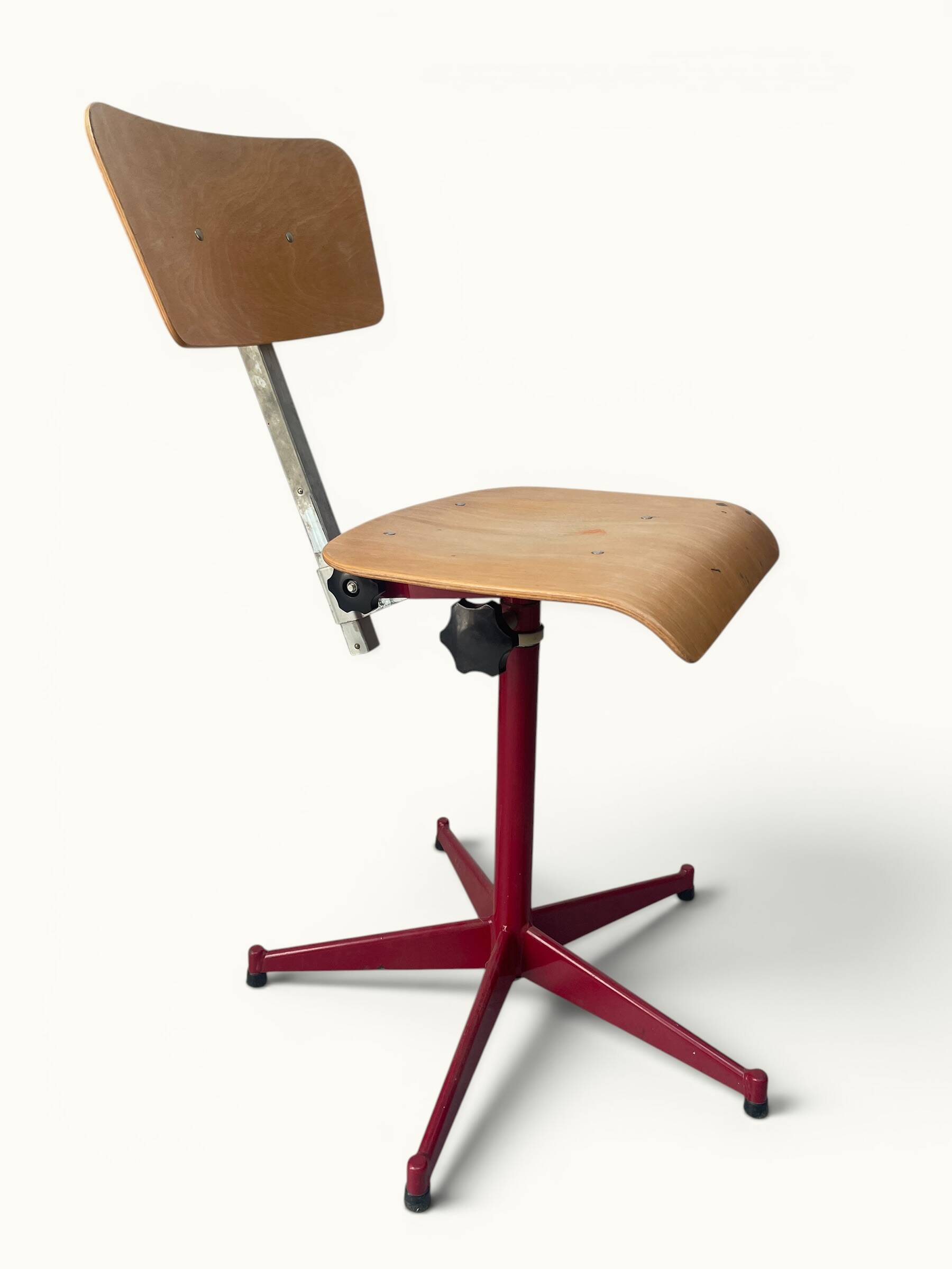 Adjustable swivel workshop chair, plywood, star base, burgundy.