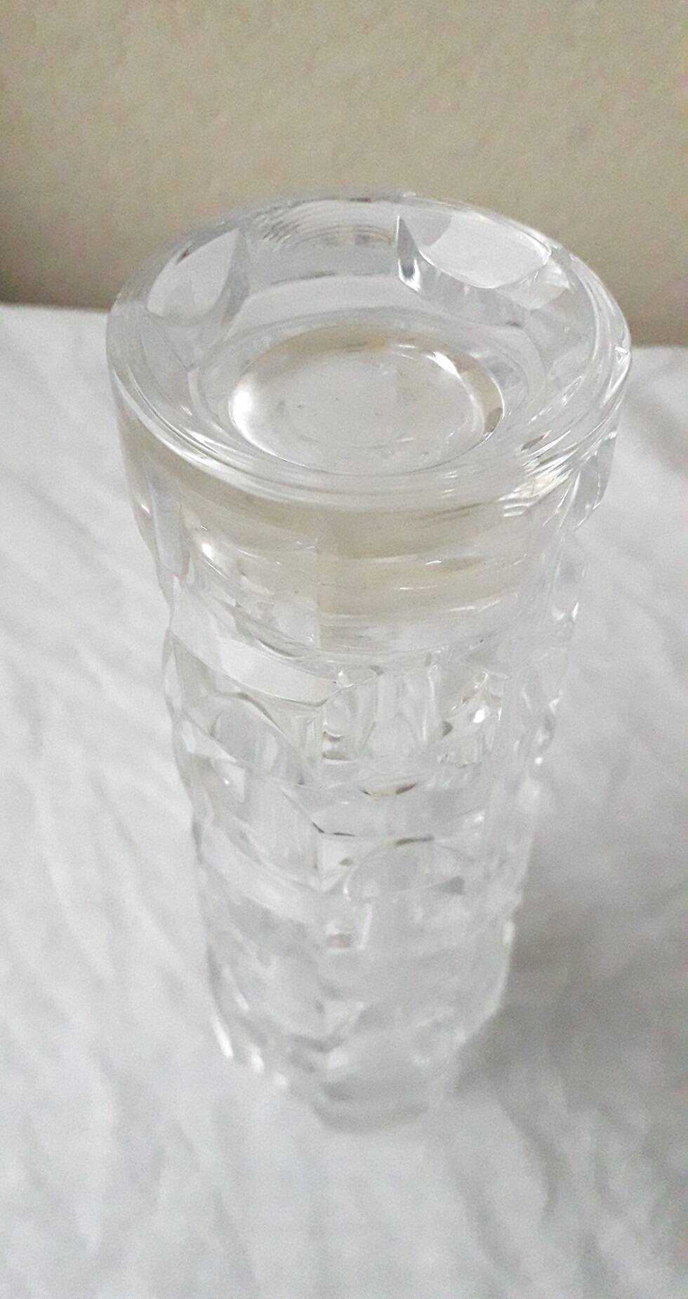 Glass vase