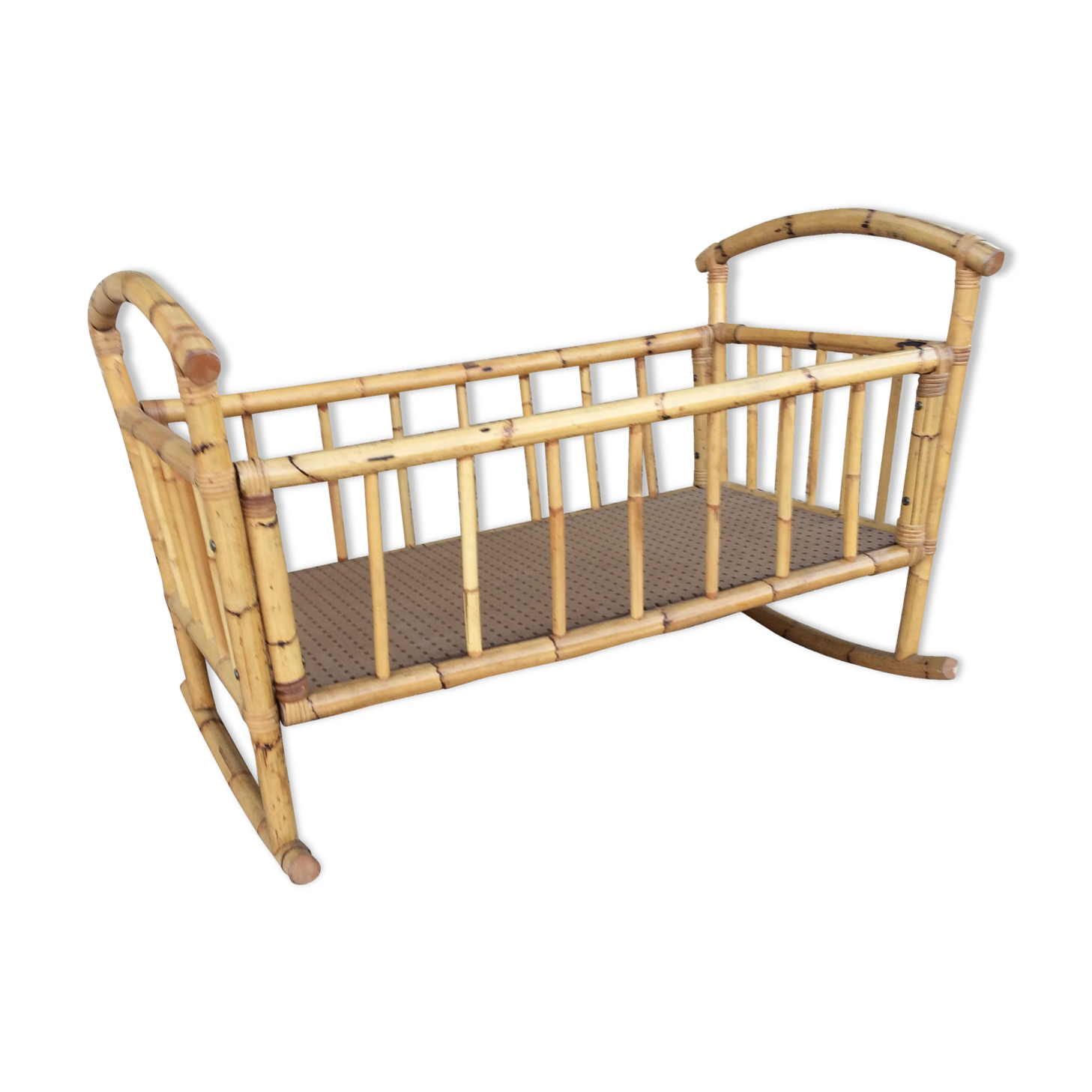 Bamboo rocking vintage bed