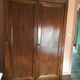 Old wardrobe in solid wood (drowning)
