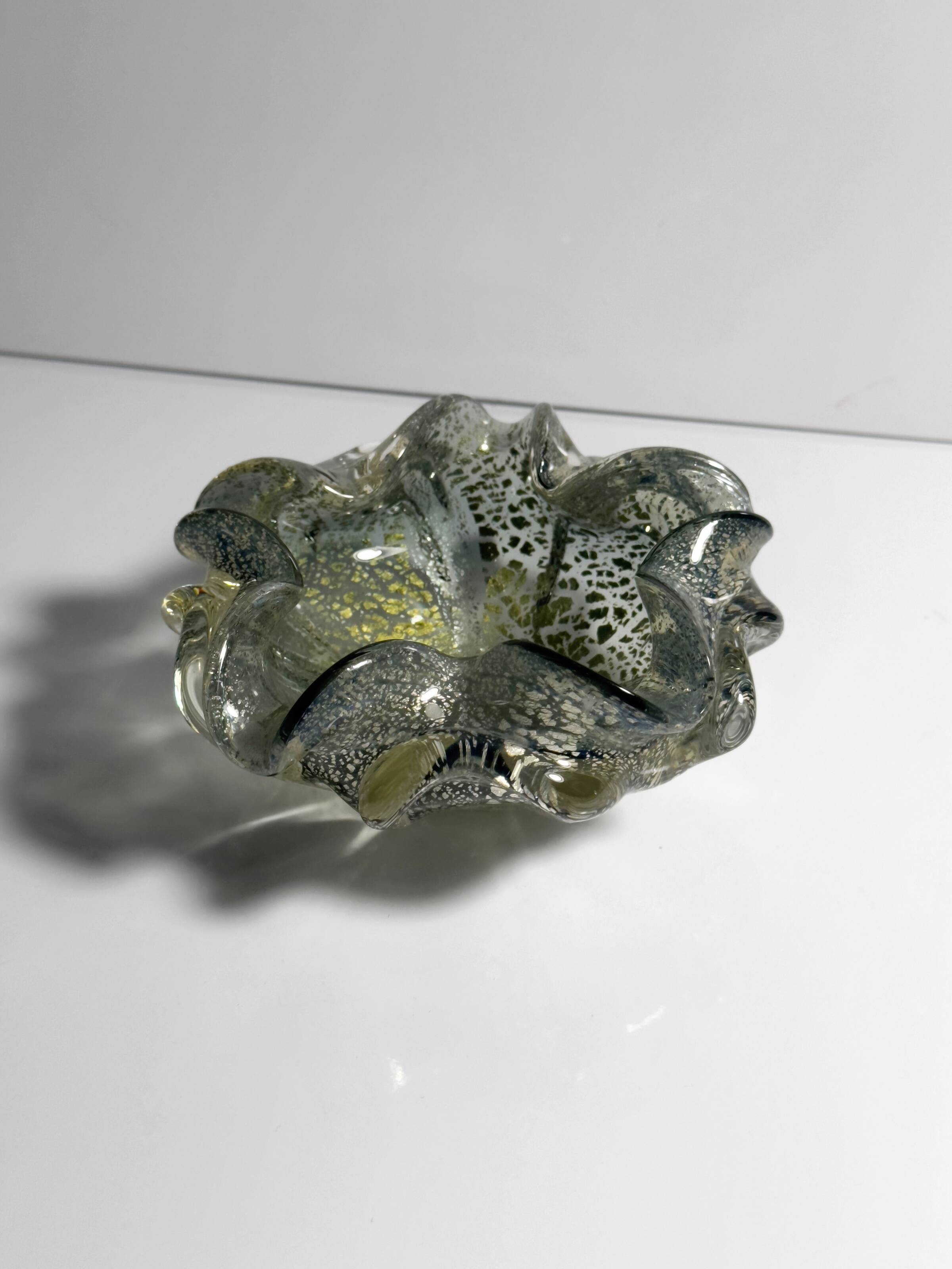 Silver leaf particles ash tray by Barovier Toso Murano