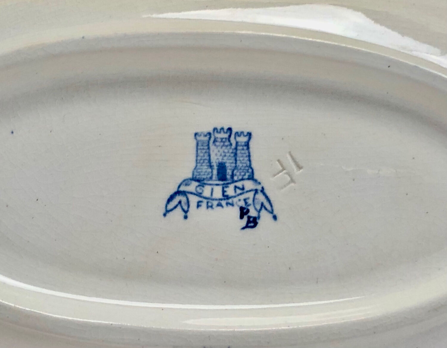 Old Gien rooster peony dish 1938/1960