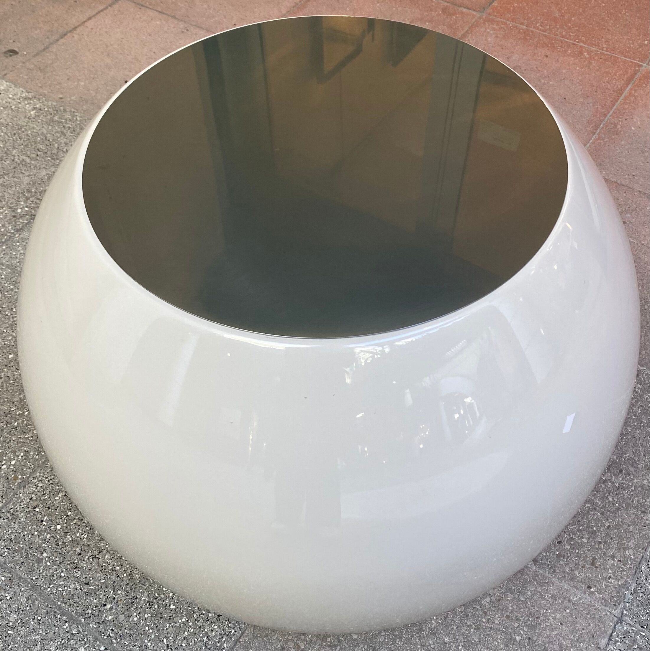 Side table called "Bongo TB-2" by Andrea Parisio Edition Meridiani 2013