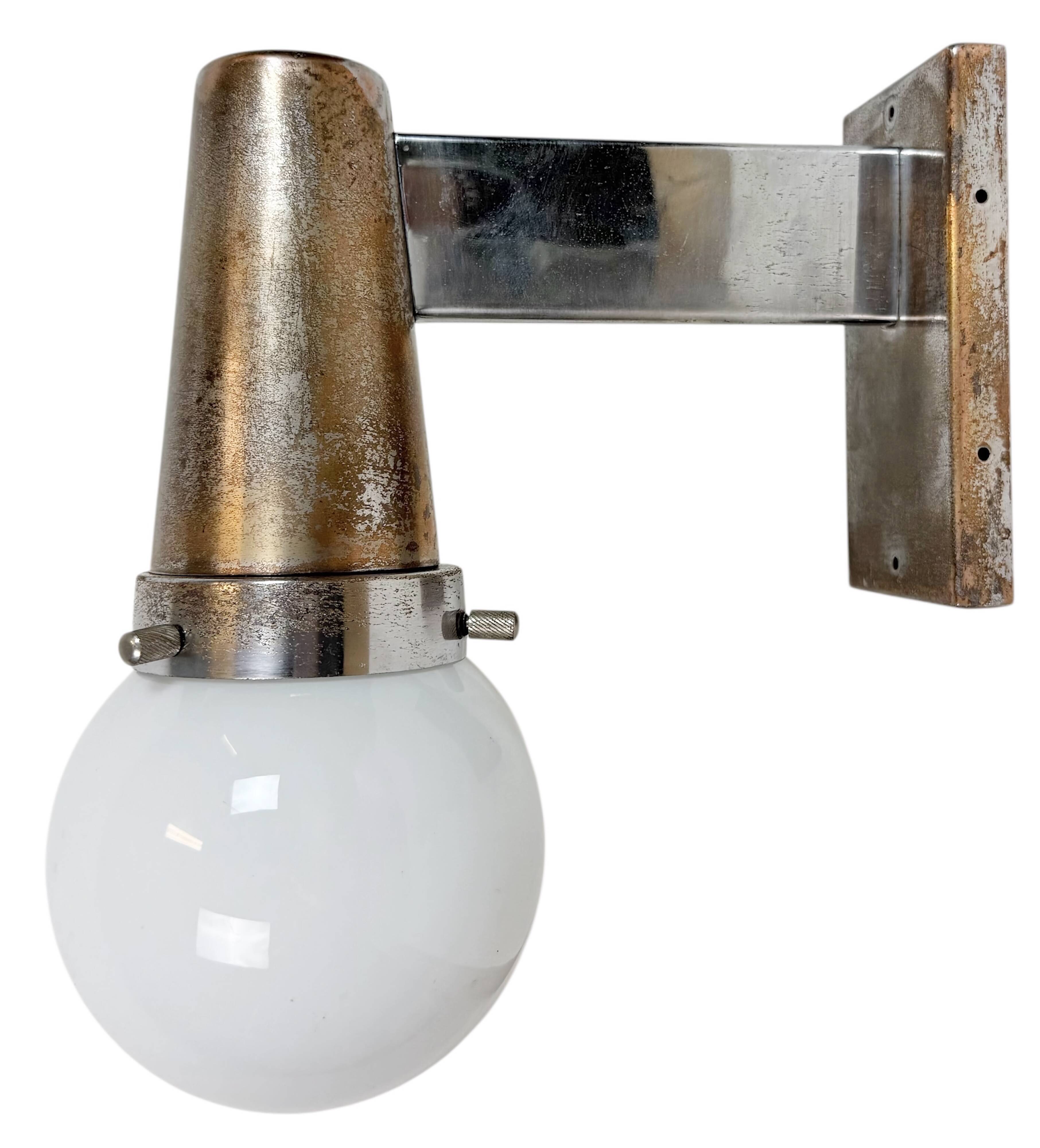 Vintage Art Deco Wall Light with Opal Glass, 1930s