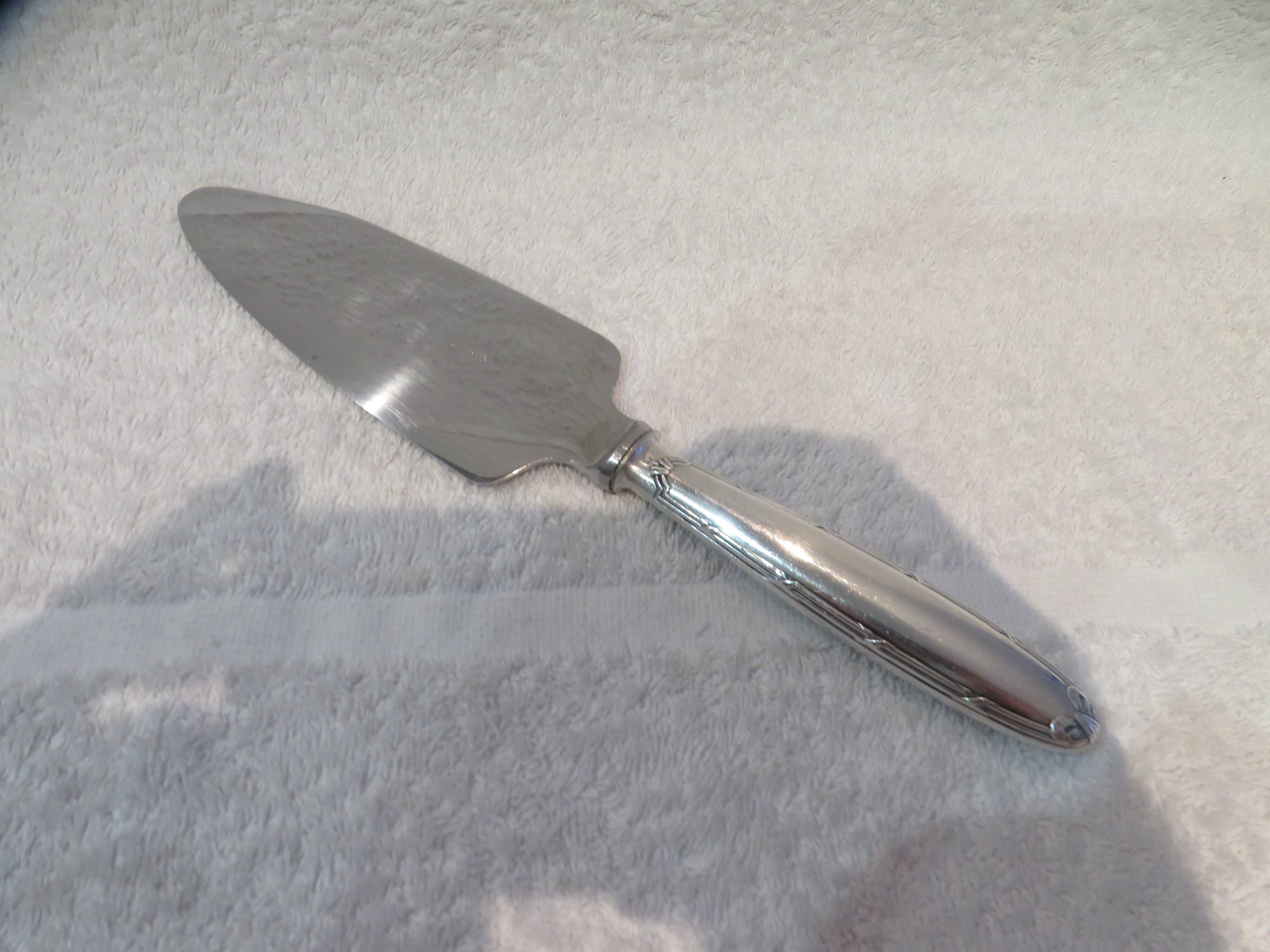 Christofle silver metal ice cream cutter shovel with oxidation ribbons