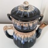 Cafetière en grès émaillé