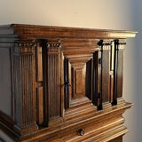 Credenza, carved walnut cabinet from the 17th century Renaissance.