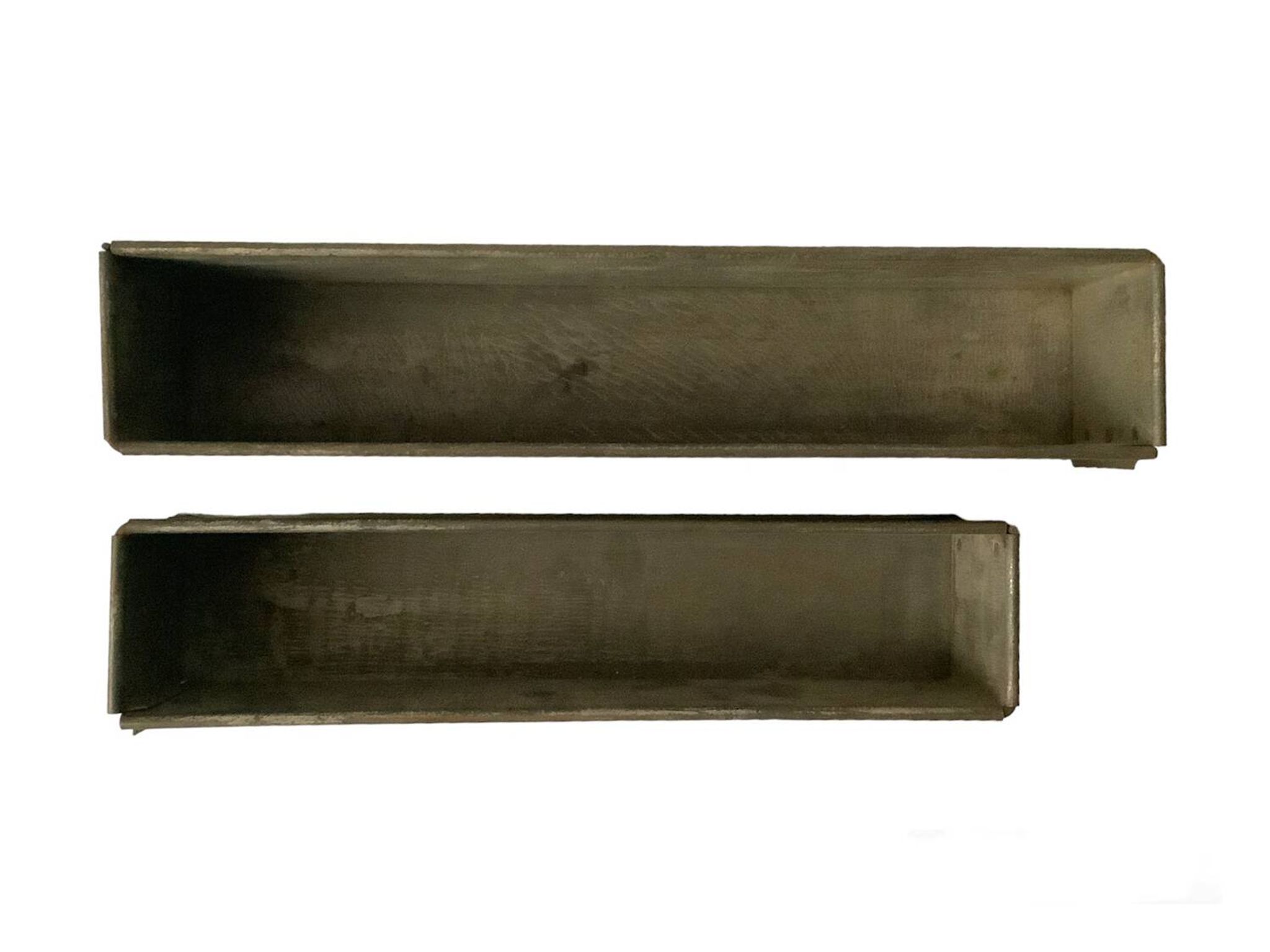 2 old pastry molds