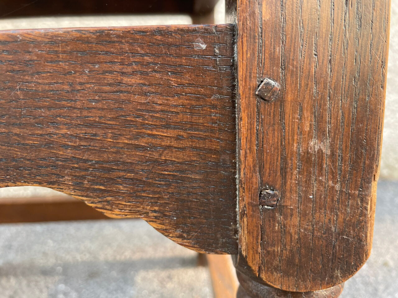 Rustic dining room chairs