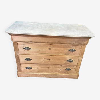 Commode Louis Philippe en pitchpin sur plinthes