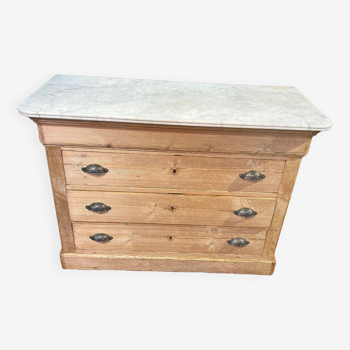 Louis Philippe chest of drawers in pitch pine on plinths