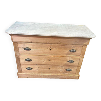 Louis Philippe chest of drawers in pitch pine on plinths