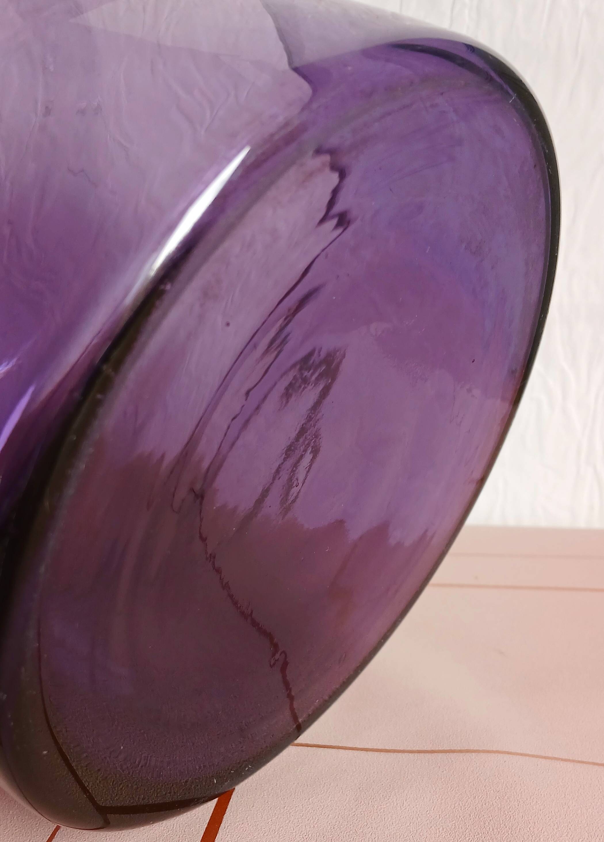 Blown glass vase Alsterfors, Sweden 1970