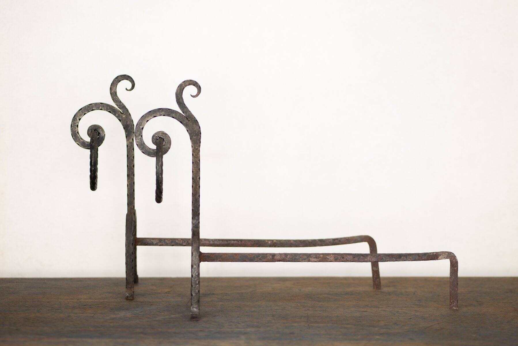 Brutalist wrought iron andirons, Italy, 1970s, set of 2.