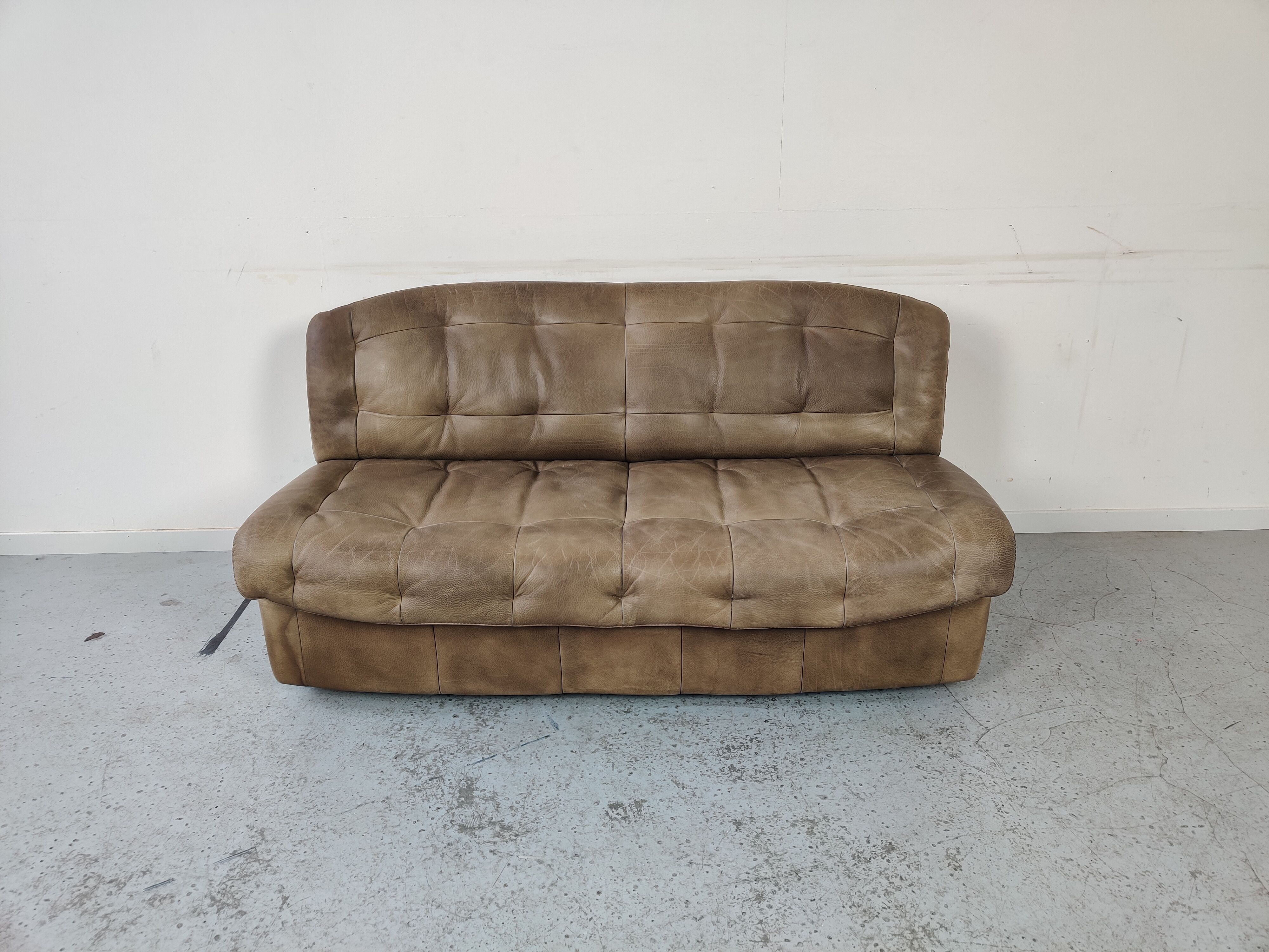Canapé en cuir design vintage années 70/80