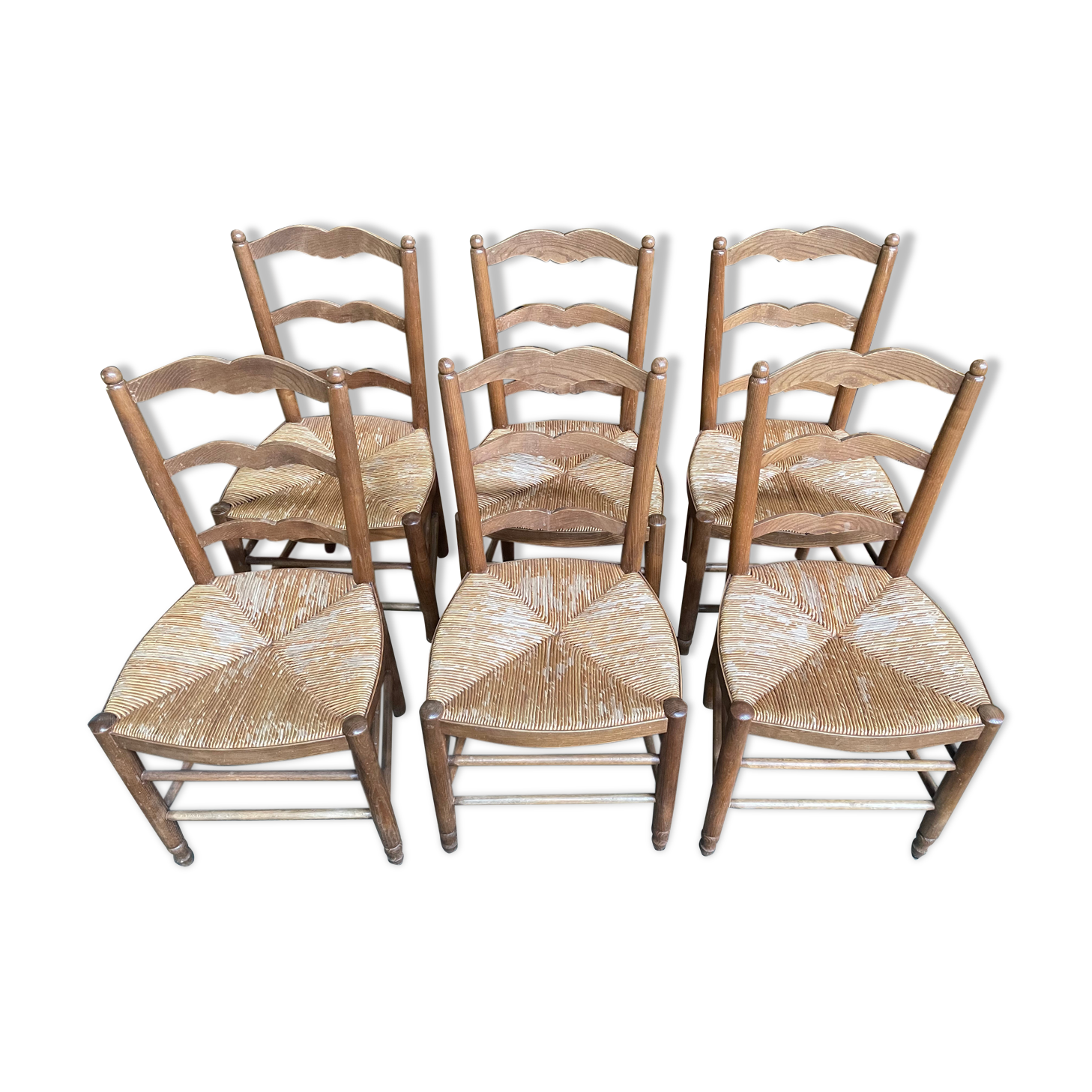 6 rustic ash mulched chairs