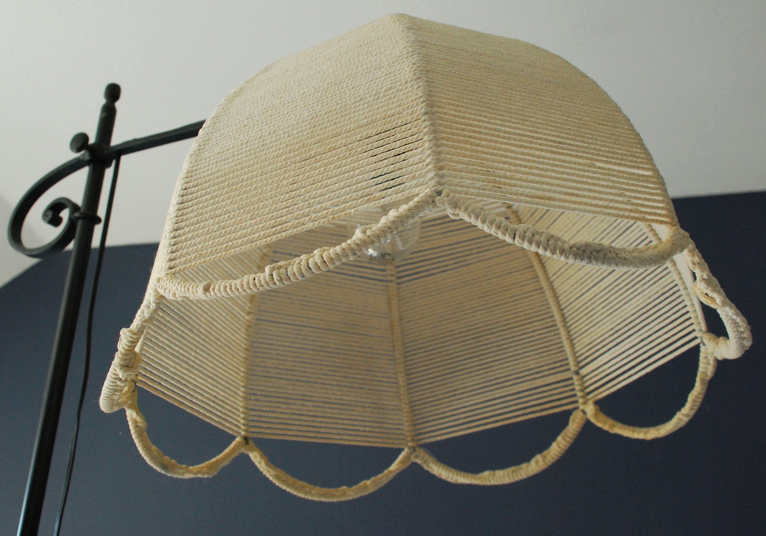 Floor lamp tripod vintage