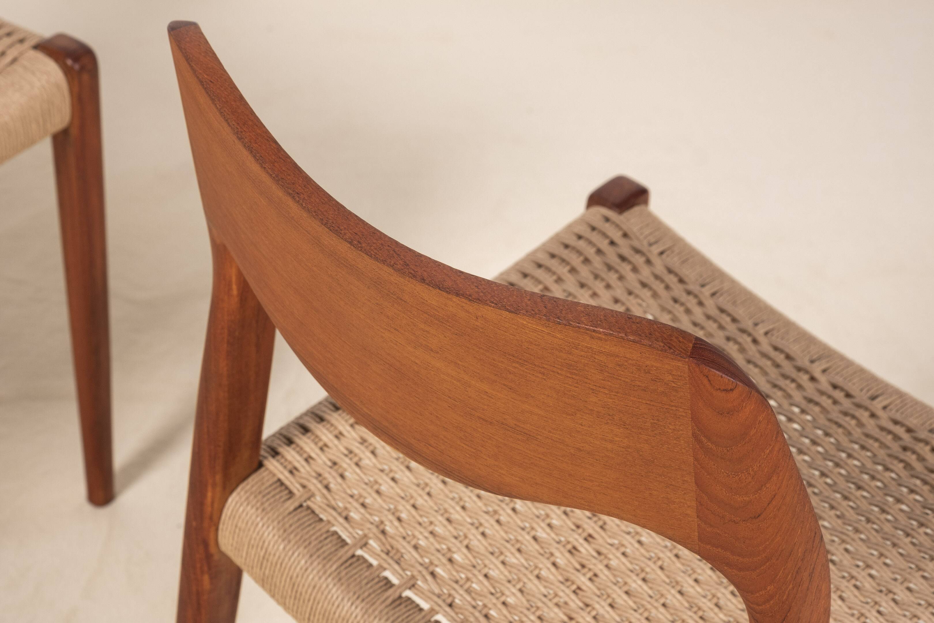 6x Niels Møller Model 71 teak, 1960s, Denmark