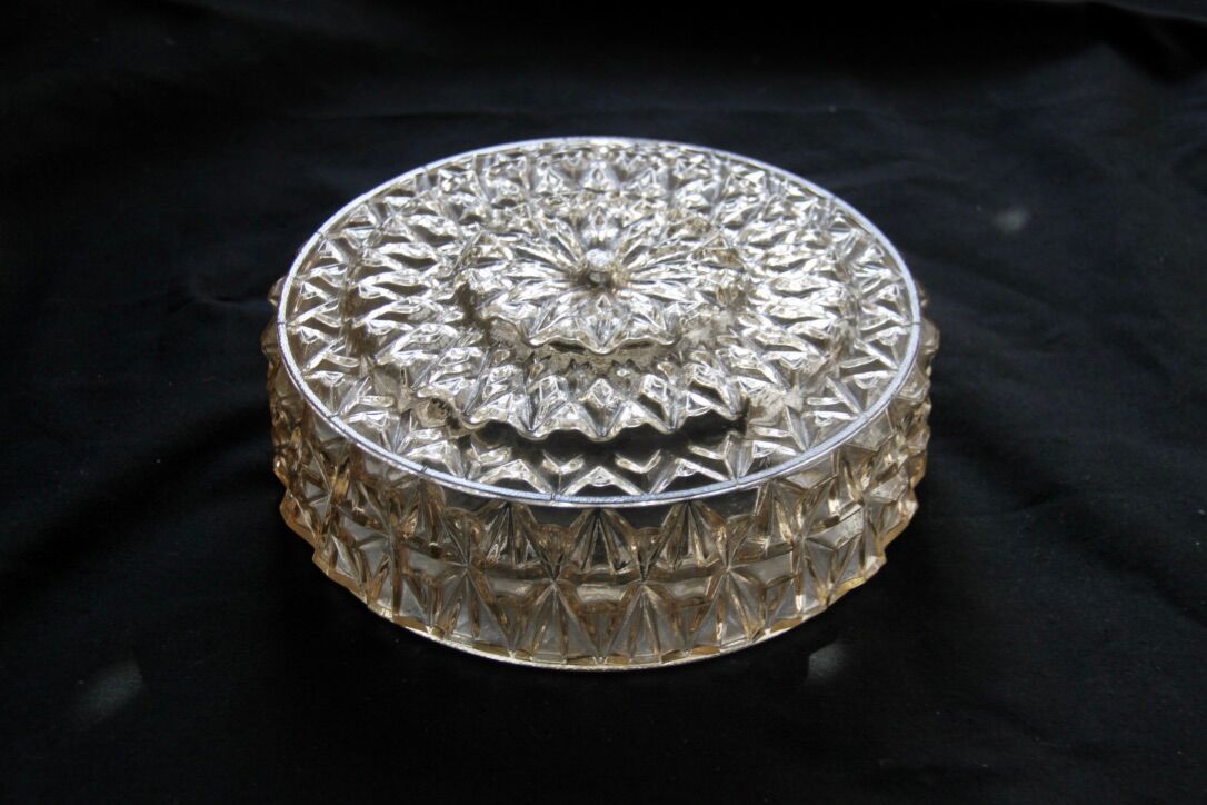 Round ceiling light made of transparent amber glass