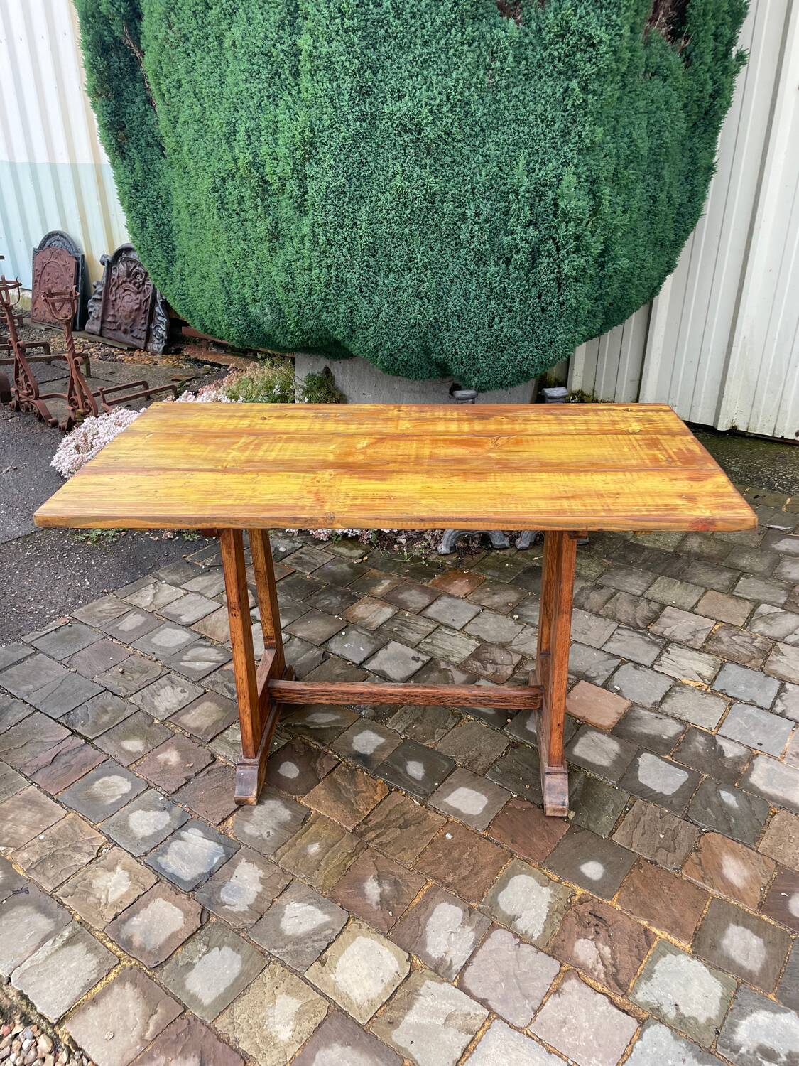 Table de bistrot bois vintage