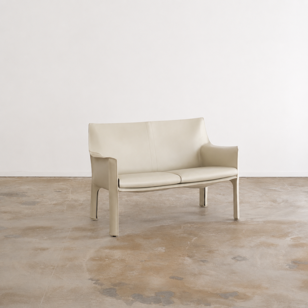 Mario Bellini CAB 414 sofa beige