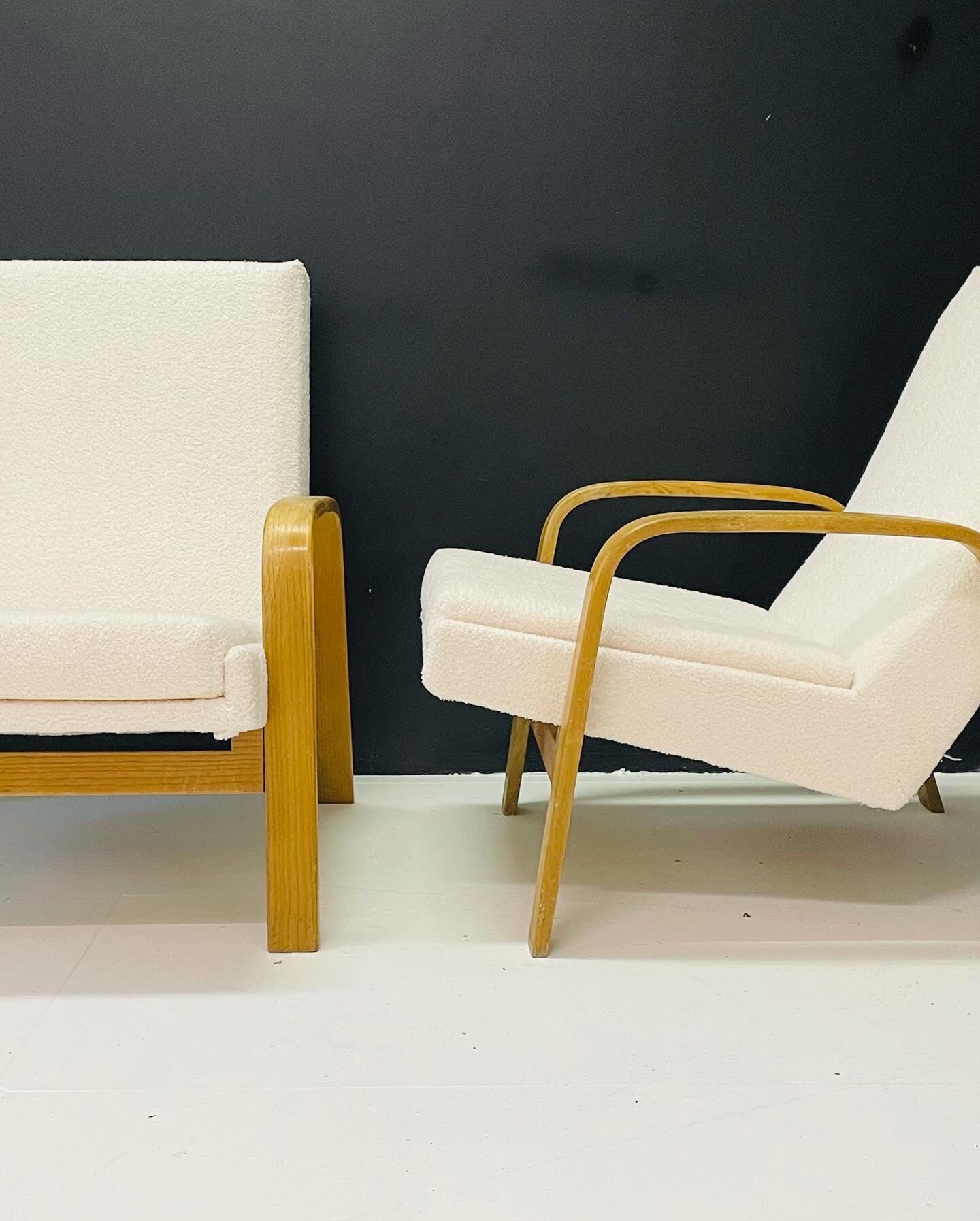 Paire de fauteuils steiner