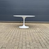 Original round dining table Knoll Tulip (137cm) Carrara