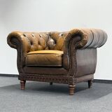Brown Leather Vintage Chesterfield armchair
