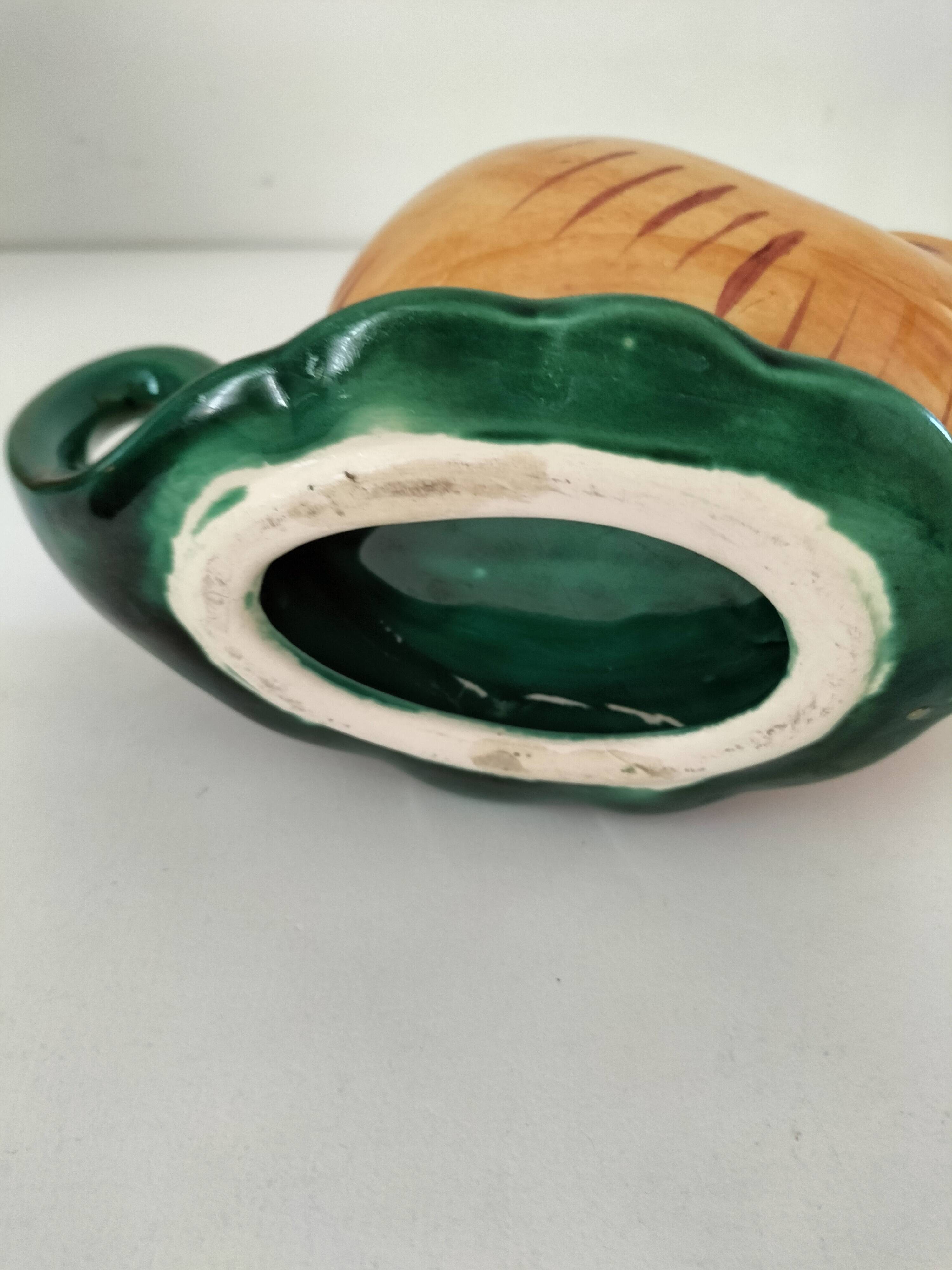 Pair of snail-shaped bowls and their leaf-shaped saucers – 1950s-1960s
