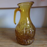 Amber-colored pitcher decanter