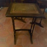 Nesting tables in wood and leather