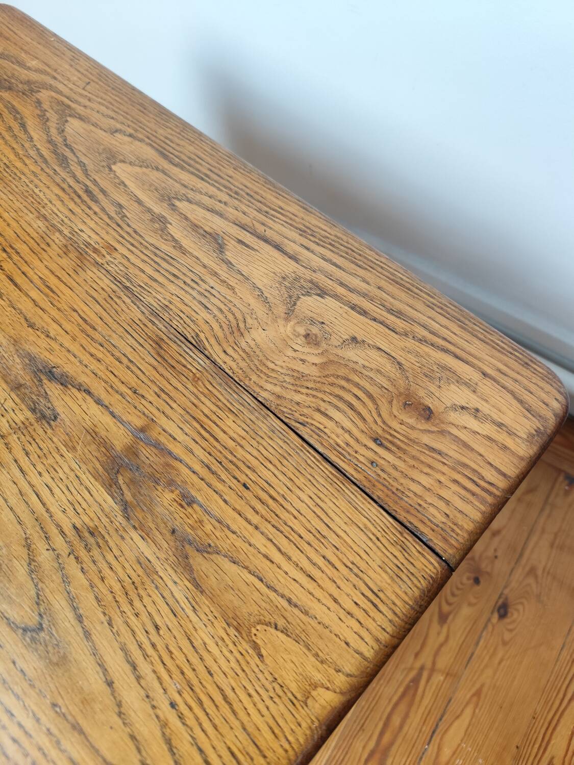 Coffee table / small desk