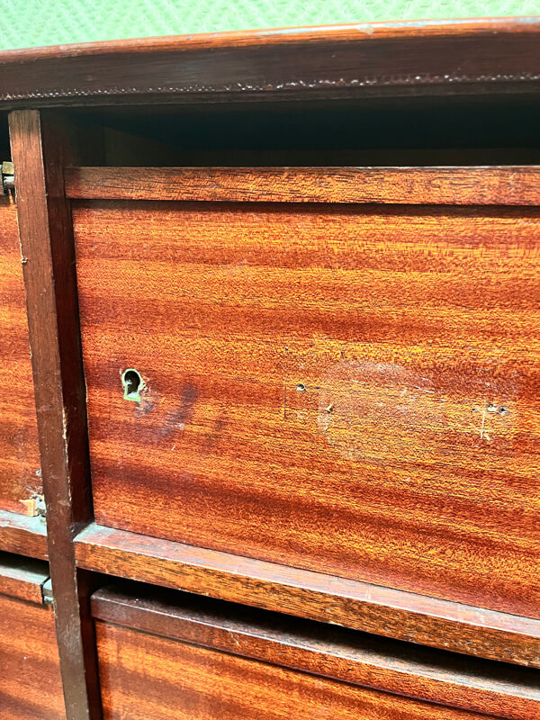 Bloc de boîtes aux lettres années 50/60