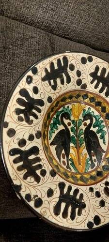 Ceramic Plate with Stylized Birds Graffito Style Pesaro Faenza Early 900